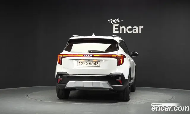 Kia Seltos 2025 2.0 автомат (гидро), миниатюра 4 Kia Seltos 2025 2.0 автомат (гидро), миниатюра 4