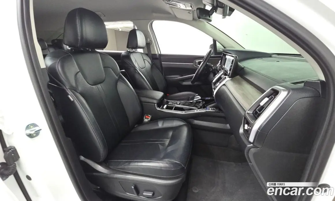 Kia Sorento 2021 2.2 автомат (гидро), фото 17 Kia Sorento 2021 2.2 автомат (гидро), фото 17