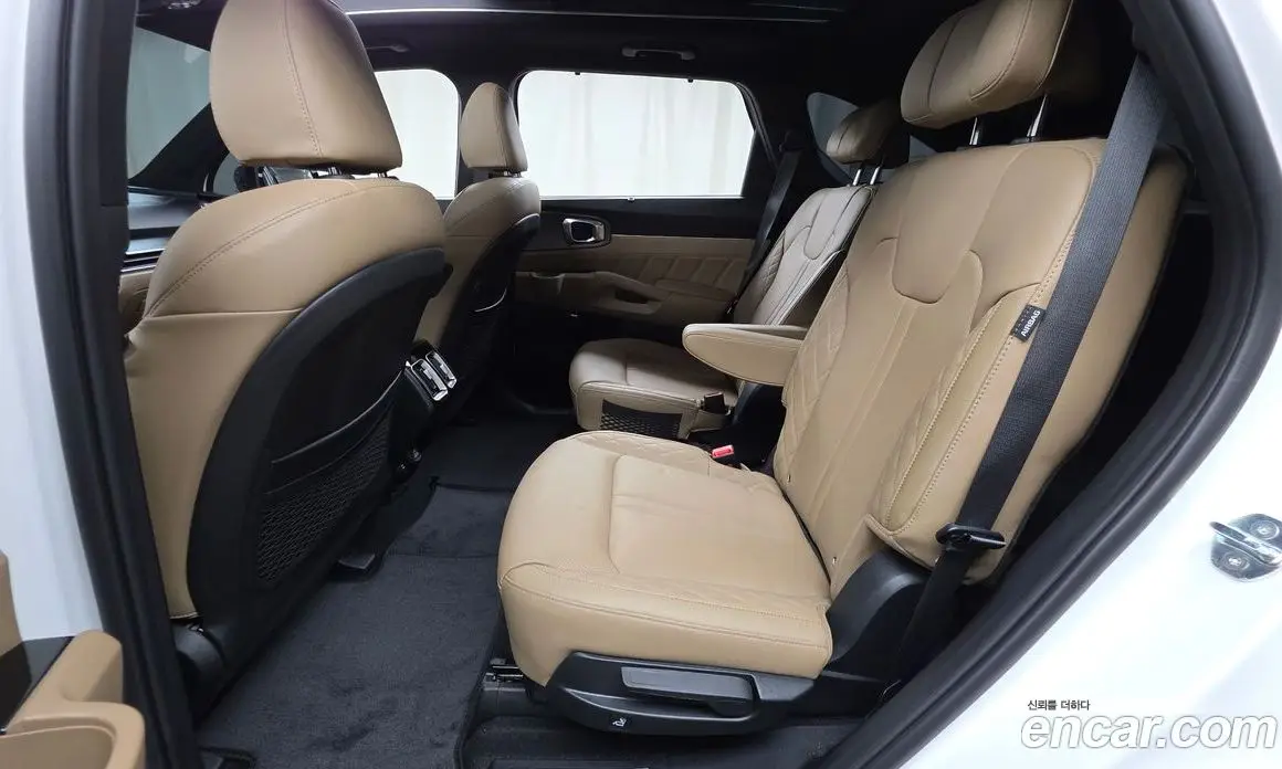 Kia Sorento 2024 1.6 автомат (гидро), фото 18 Kia Sorento 2024 1.6 автомат (гидро), фото 18