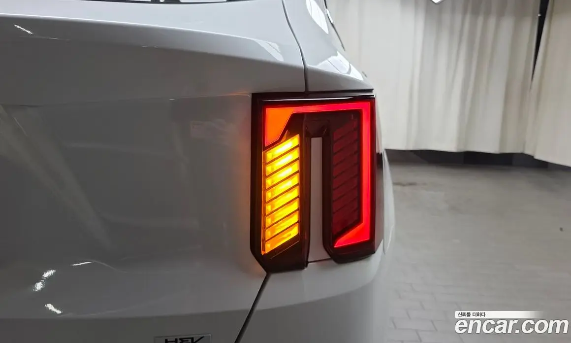 Kia Sorento 2024 1.6 автомат (гидро), фото 9 Kia Sorento 2024 1.6 автомат (гидро), фото 9