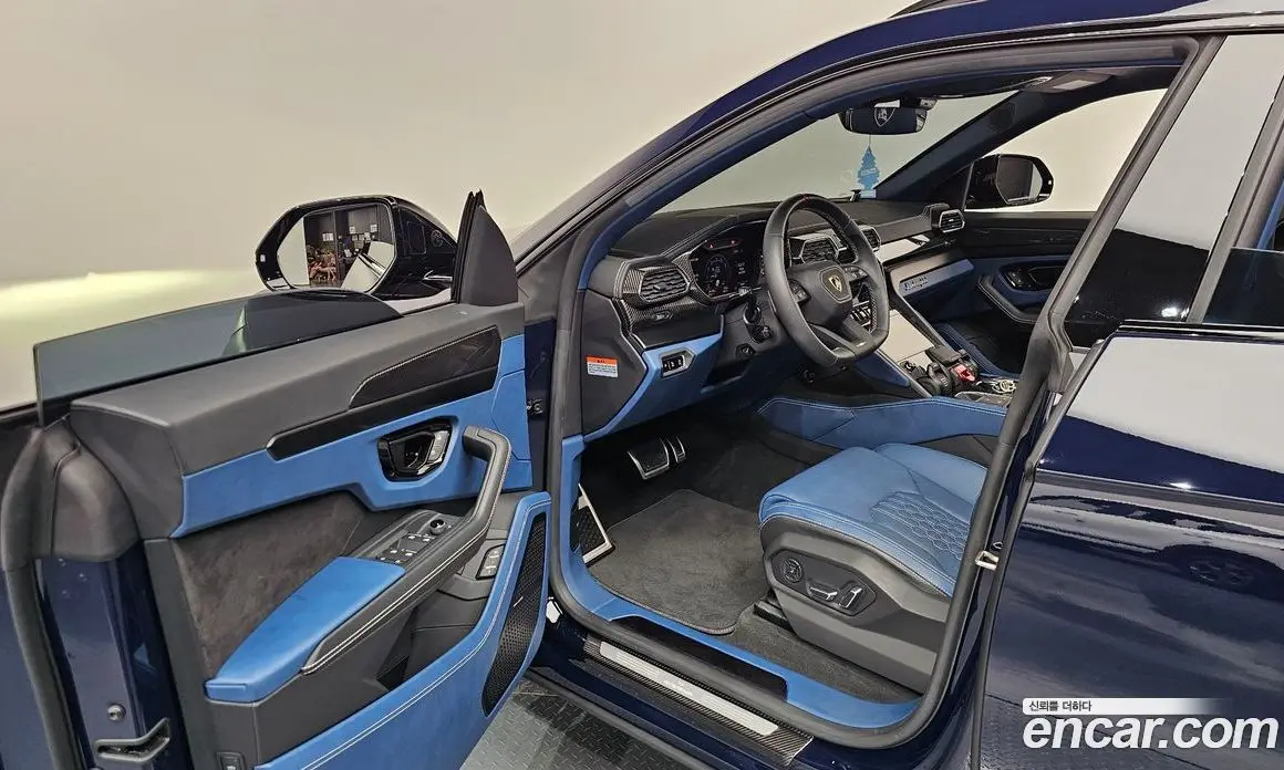 Lamborghini Urus 2023 4.0 автомат (гидро), фото 13 Lamborghini Urus 2023 4.0 автомат (гидро), фото 13