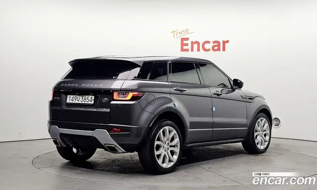 Land Rover Range Rover Evoque 2019 2.0 автомат (гидро), миниатюра 2 Land Rover Range Rover Evoque 2019 2.0 автомат (гидро), миниатюра 2