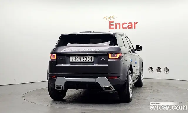 Land Rover Range Rover Evoque 2019 2.0 автомат (гидро), миниатюра 4 Land Rover Range Rover Evoque 2019 2.0 автомат (гидро), миниатюра 4