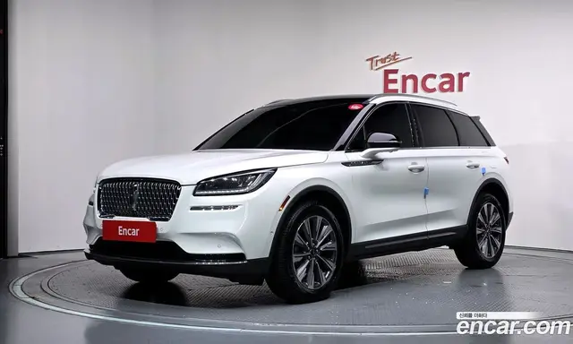 Lincoln Corsair, 2022, 71 633 км