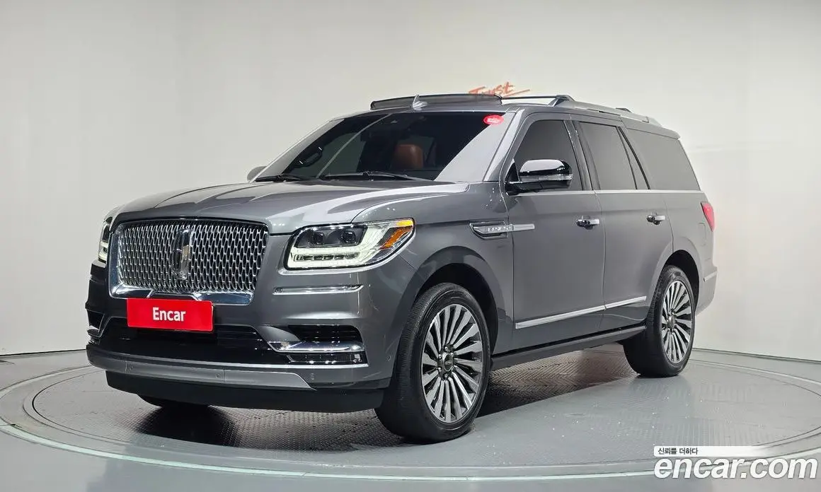 Lincoln Navigator 2021 3.5 автомат (гидро), фото 1 Lincoln Navigator 2021 3.5 автомат (гидро), фото 1