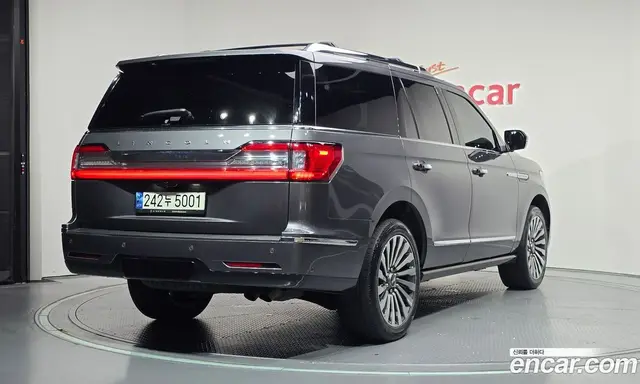Lincoln Navigator 2021 3.5 автомат (гидро), миниатюра 2 Lincoln Navigator 2021 3.5 автомат (гидро), миниатюра 2