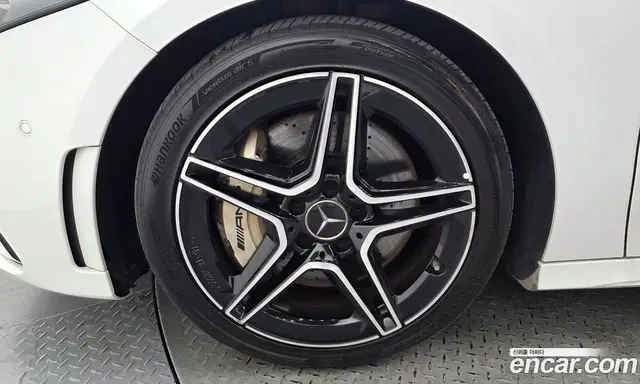 Mercedes-Benz A-Class 2020 2.0 автомат (гидро), миниатюра 5 Mercedes-Benz A-Class 2020 2.0 автомат (гидро), миниатюра 5