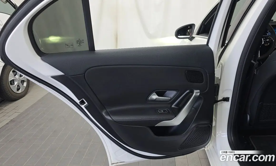 Mercedes-Benz A-Class 2021 2.0 автомат (гидро), фото 15 Mercedes-Benz A-Class 2021 2.0 автомат (гидро), фото 15