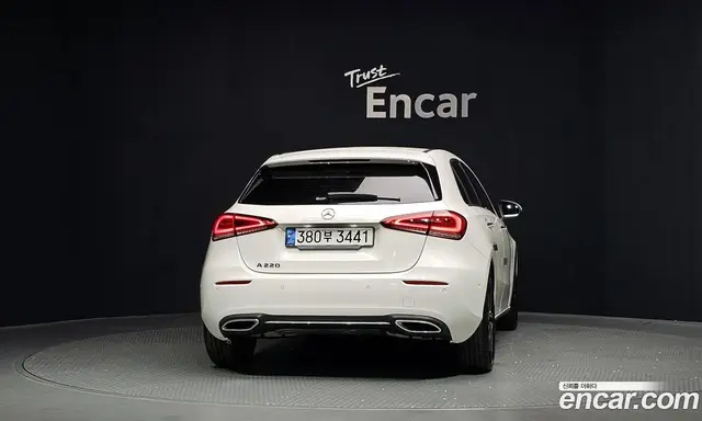Mercedes-Benz A-Class 2021 2.0 автомат (гидро), миниатюра 4 Mercedes-Benz A-Class 2021 2.0 автомат (гидро), миниатюра 4