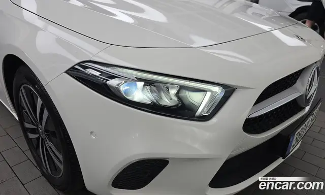 Mercedes-Benz A-Class 2021 2.0 автомат (гидро), миниатюра 8 Mercedes-Benz A-Class 2021 2.0 автомат (гидро), миниатюра 8