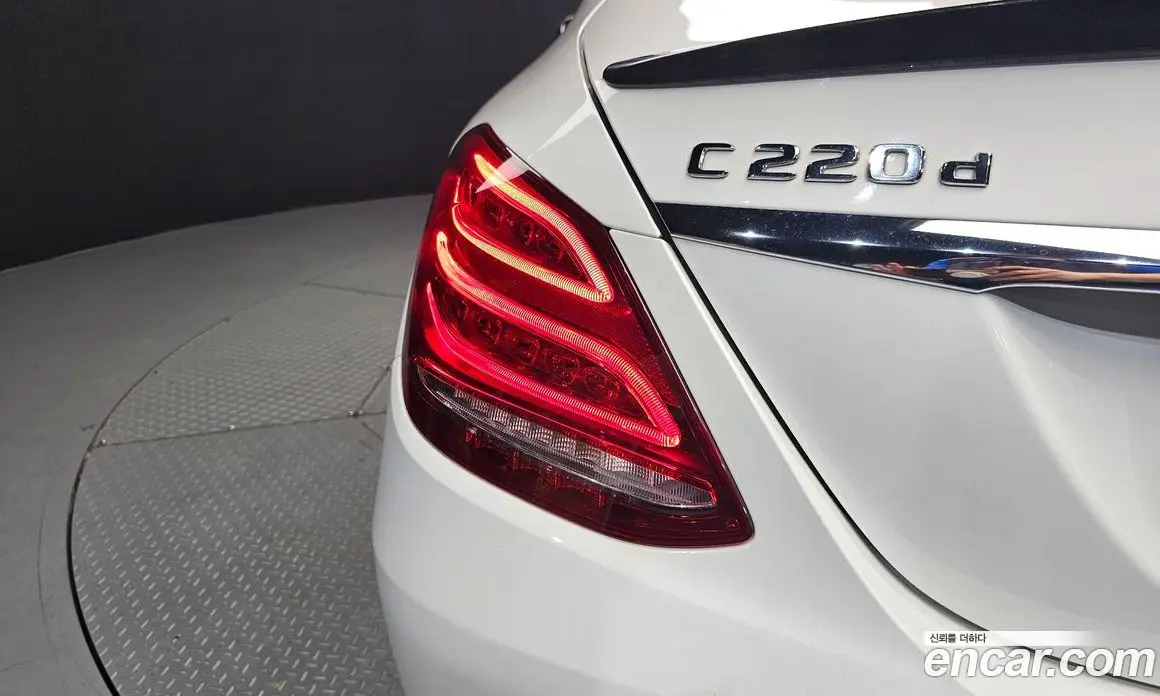 Mercedes-Benz C-Class 2017 2.1 автомат (гидро), фото 9