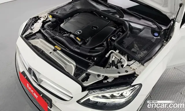 Mercedes-Benz C-Class 2020 2.0 автомат (гидро), миниатюра 6