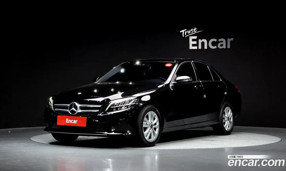 Mercedes-Benz C-Class 2020 2.0 автомат (гидро), фото 1 Mercedes-Benz C-Class 2020 2.0 автомат (гидро), фото 1