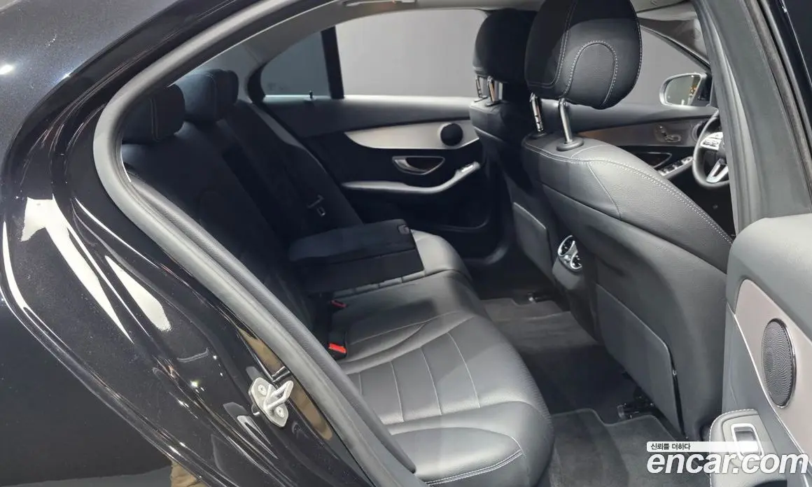 Mercedes-Benz C-Class 2020 2.0 автомат (гидро), фото 18 Mercedes-Benz C-Class 2020 2.0 автомат (гидро), фото 18