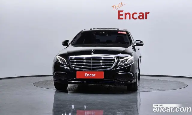 Mercedes-Benz E-Class 2016 1.9 автомат (гидро), миниатюра 2