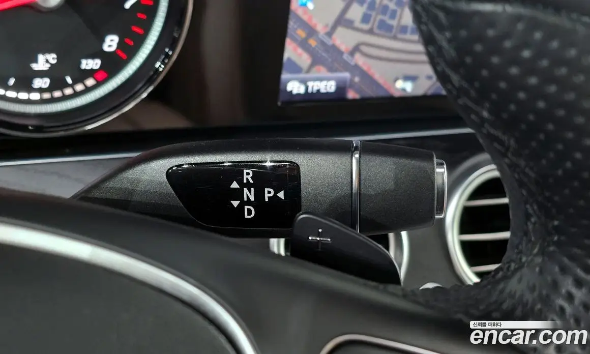 Mercedes-Benz E-Class 2017 2.0 автомат (гидро), фото 11 Mercedes-Benz E-Class 2017 2.0 автомат (гидро), фото 11