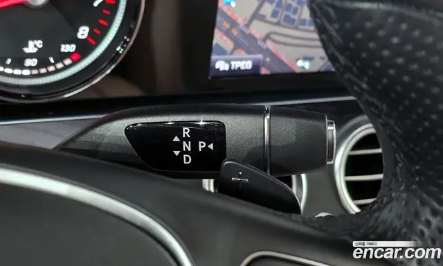 Mercedes-Benz E-Class 2017 2.0 автомат (гидро), миниатюра 11 Mercedes-Benz E-Class 2017 2.0 автомат (гидро), миниатюра 11