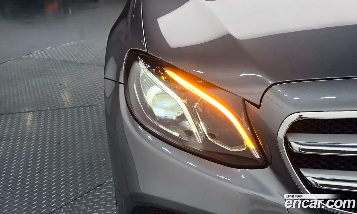 Mercedes-Benz E-Class 2017 2.0 автомат (гидро), фото 7 Mercedes-Benz E-Class 2017 2.0 автомат (гидро), фото 7