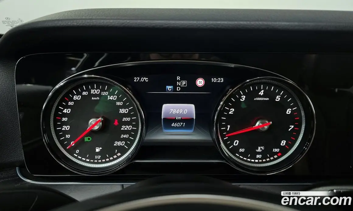 Mercedes-Benz E-Class 2017 2.0 автомат (гидро), фото 10 Mercedes-Benz E-Class 2017 2.0 автомат (гидро), фото 10