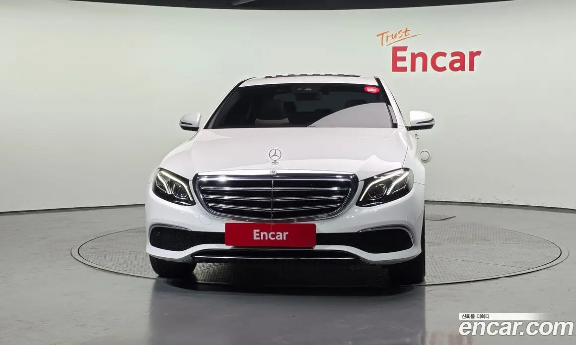 Mercedes-Benz E-Class 2019 1.9 автомат (гидро), фото 3