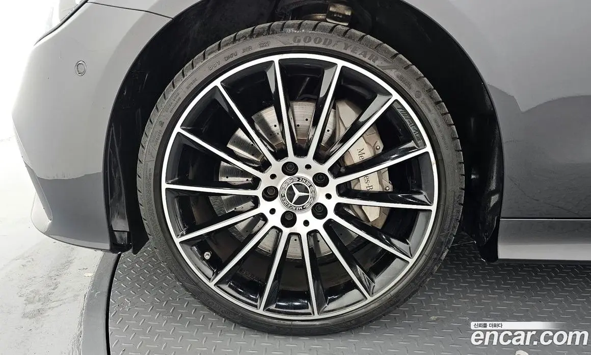 Mercedes-Benz E-Class 2021 3.0 автомат (гидро), фото 5 Mercedes-Benz E-Class 2021 3.0 автомат (гидро), фото 5