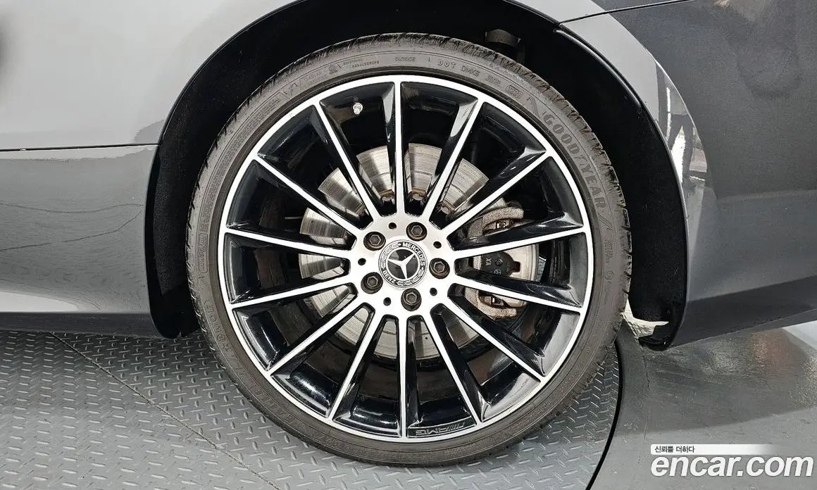 Mercedes-Benz E-Class 2021 3.0 автомат (гидро), фото 7 Mercedes-Benz E-Class 2021 3.0 автомат (гидро), фото 7