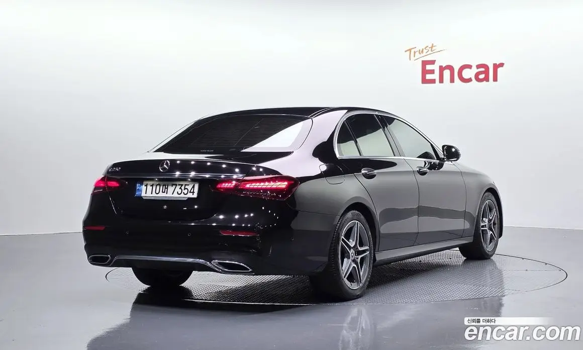 Mercedes-Benz E-Class 2022 2.0 автомат (гидро), фото 1 Mercedes-Benz E-Class 2022 2.0 автомат (гидро), фото 1