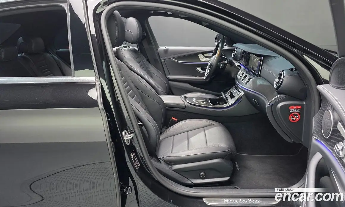Mercedes-Benz E-Class 2022 2.0 автомат (гидро), фото 15 Mercedes-Benz E-Class 2022 2.0 автомат (гидро), фото 15