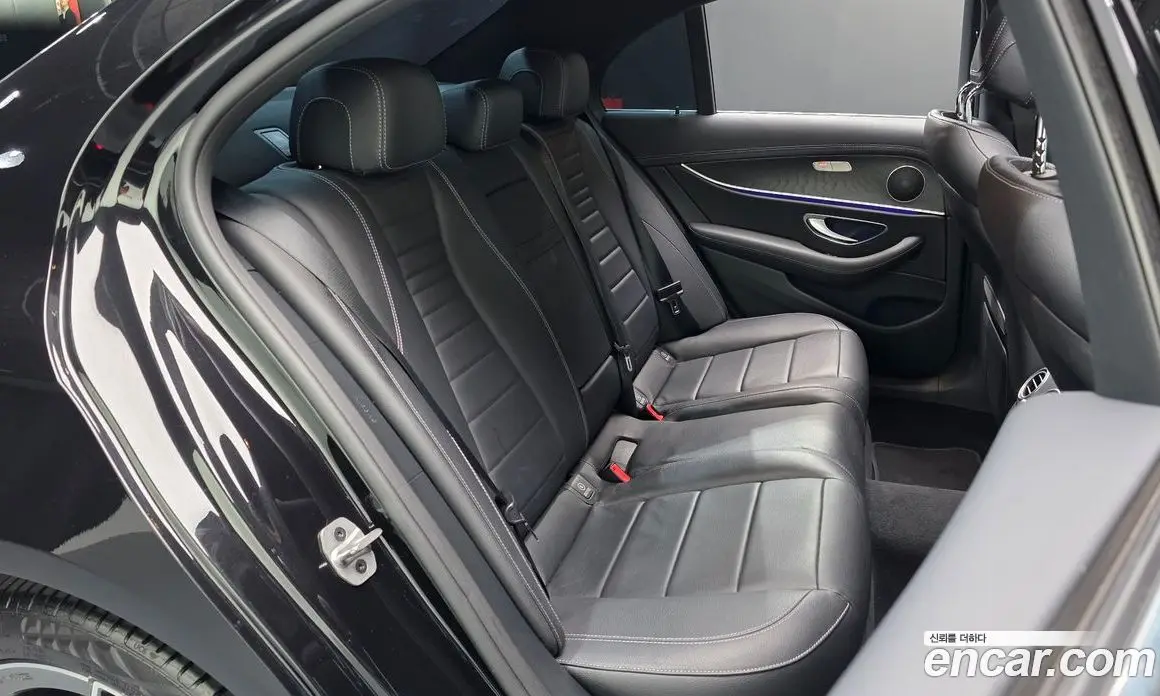 Mercedes-Benz E-Class 2022 2.0 автомат (гидро), фото 16 Mercedes-Benz E-Class 2022 2.0 автомат (гидро), фото 16