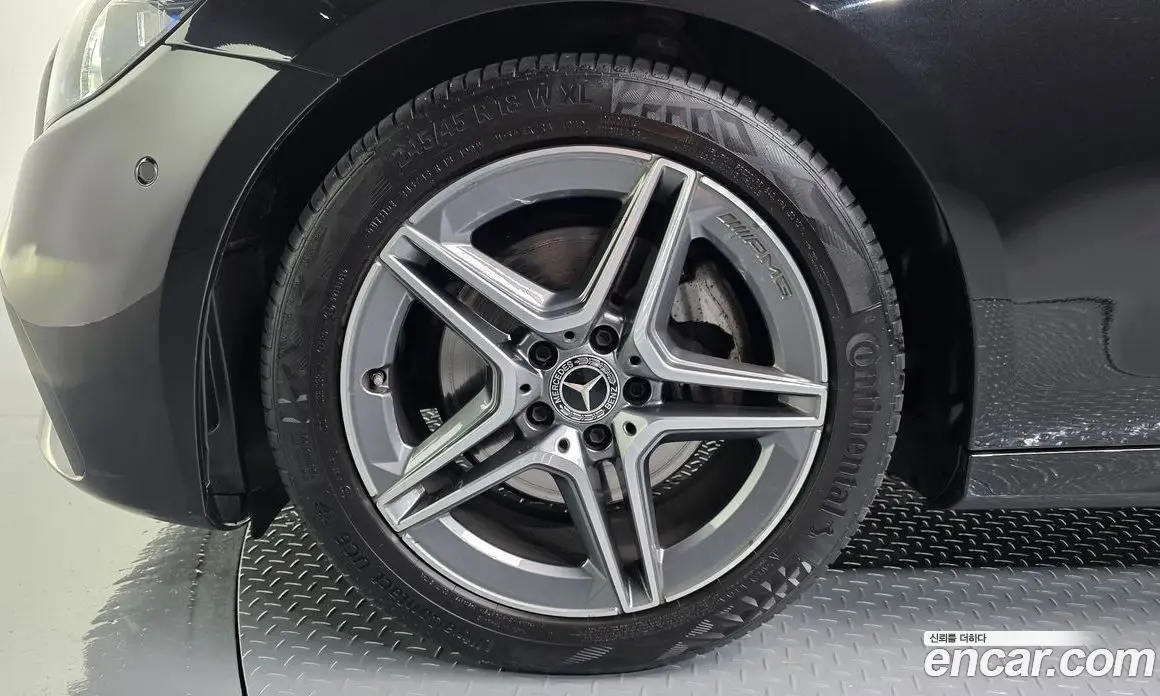 Mercedes-Benz E-Class 2022 2.0 автомат (гидро), фото 4 Mercedes-Benz E-Class 2022 2.0 автомат (гидро), фото 4