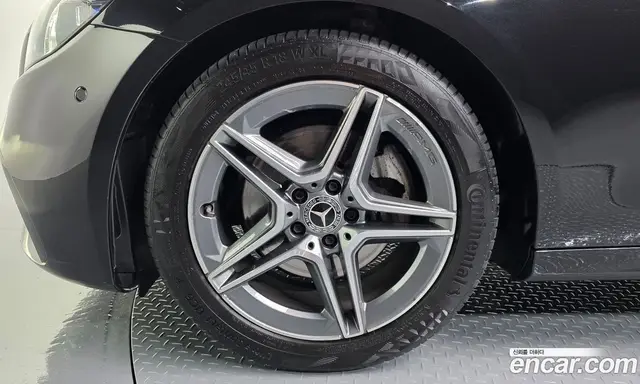 Mercedes-Benz E-Class 2022 2.0 автомат (гидро), миниатюра 4 Mercedes-Benz E-Class 2022 2.0 автомат (гидро), миниатюра 4