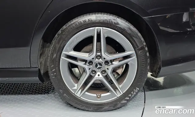 Mercedes-Benz E-Class 2022 2.0 автомат (гидро), миниатюра 6 Mercedes-Benz E-Class 2022 2.0 автомат (гидро), миниатюра 6