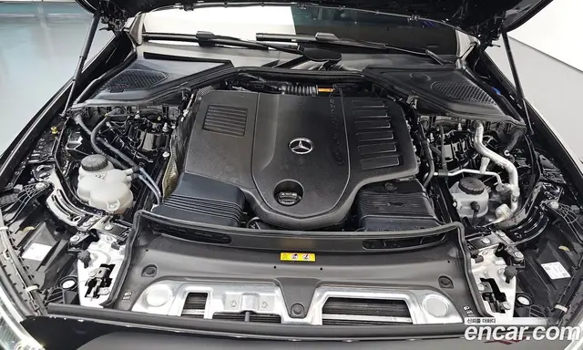Mercedes-Benz E-Class 2026 3.0 автомат (гидро), миниатюра 6