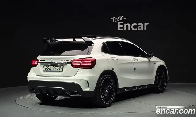 Mercedes-Benz GLA-Class 2018 2.0 автомат (гидро), миниатюра 2 Mercedes-Benz GLA-Class 2018 2.0 автомат (гидро), миниатюра 2