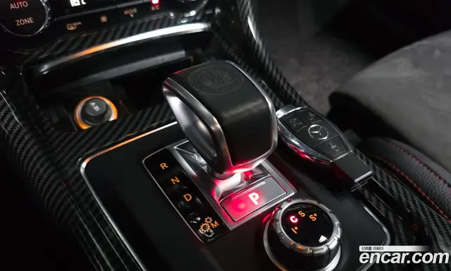 Mercedes-Benz GLA-Class 2018 2.0 автомат (гидро), миниатюра 12