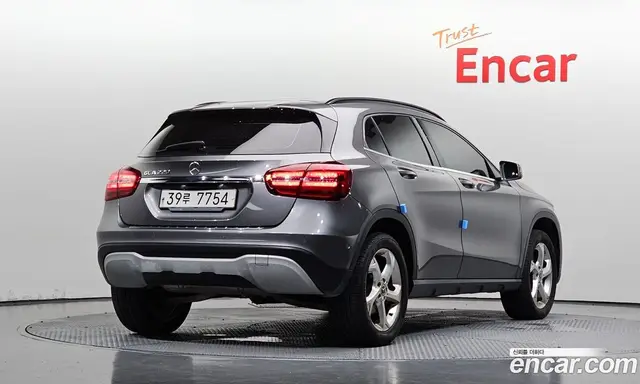 Mercedes-Benz GLA-Class 2019 2.0 автомат (гидро), миниатюра 2 Mercedes-Benz GLA-Class 2019 2.0 автомат (гидро), миниатюра 2