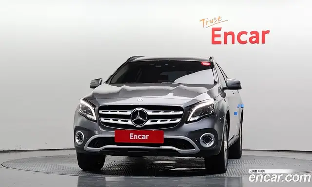 Mercedes-Benz GLA-Class 2019 2.0 автомат (гидро), миниатюра 3 Mercedes-Benz GLA-Class 2019 2.0 автомат (гидро), миниатюра 3