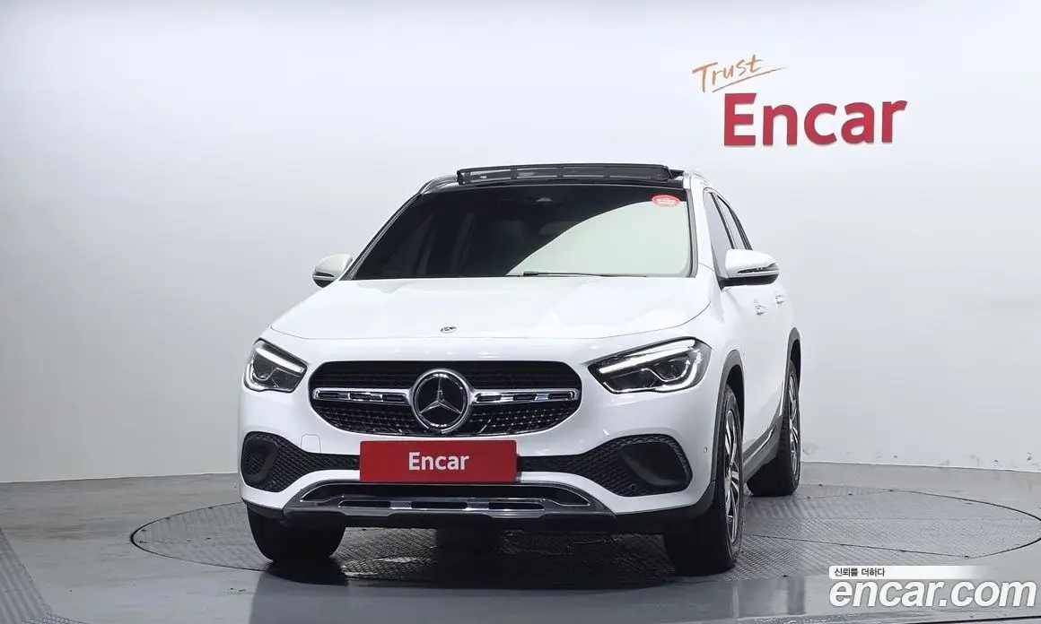 Mercedes-Benz GLA-Class 2021 2.0 автомат (гидро), фото 3 Mercedes-Benz GLA-Class 2021 2.0 автомат (гидро), фото 3