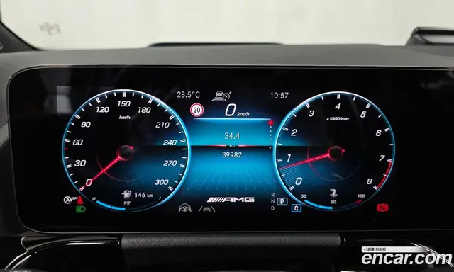 Mercedes-Benz GLA-Class 2021 2.0 автомат (гидро), миниатюра 11