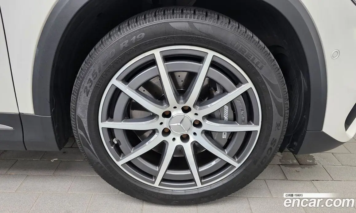 Mercedes-Benz GLA-Class 2021 2.0 автомат (гидро), фото 7