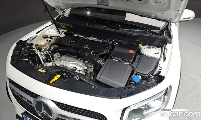 Mercedes-Benz GLB-Class 2021 2.0 автомат (гидро), миниатюра 6 Mercedes-Benz GLB-Class 2021 2.0 автомат (гидро), миниатюра 6