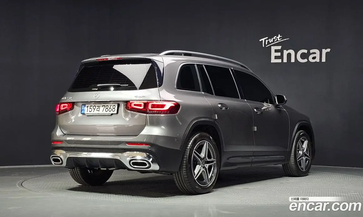 Mercedes-Benz GLB-Class 2022 2.0 автомат (гидро), фото 2 Mercedes-Benz GLB-Class 2022 2.0 автомат (гидро), фото 2
