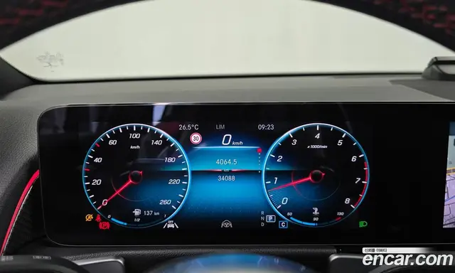 Mercedes-Benz GLB-Class 2022 2.0 автомат (гидро), миниатюра 11 Mercedes-Benz GLB-Class 2022 2.0 автомат (гидро), миниатюра 11