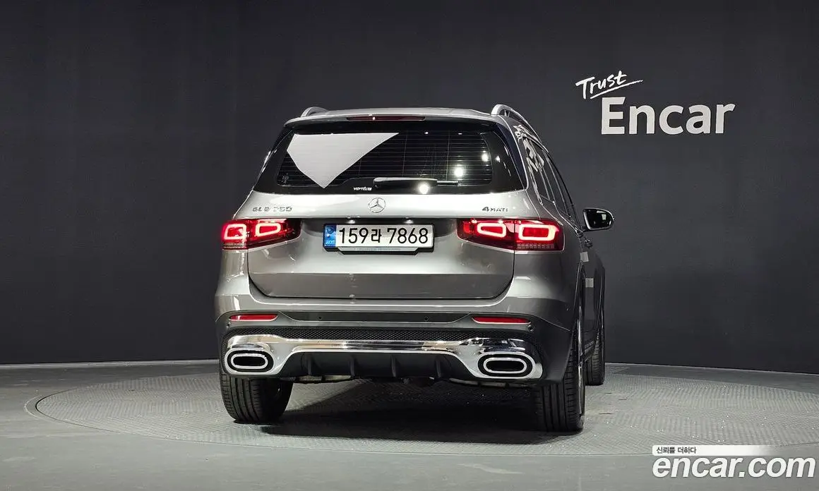 Mercedes-Benz GLB-Class 2022 2.0 автомат (гидро), фото 4 Mercedes-Benz GLB-Class 2022 2.0 автомат (гидро), фото 4