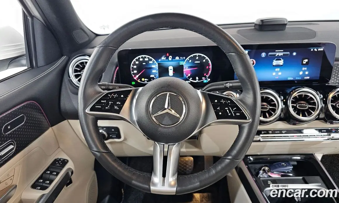 Mercedes-Benz GLB-Class 2024 1.9 автомат (гидро), фото 20
