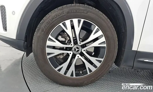 Mercedes-Benz GLB-Class 2024 1.9 автомат (гидро), миниатюра 5