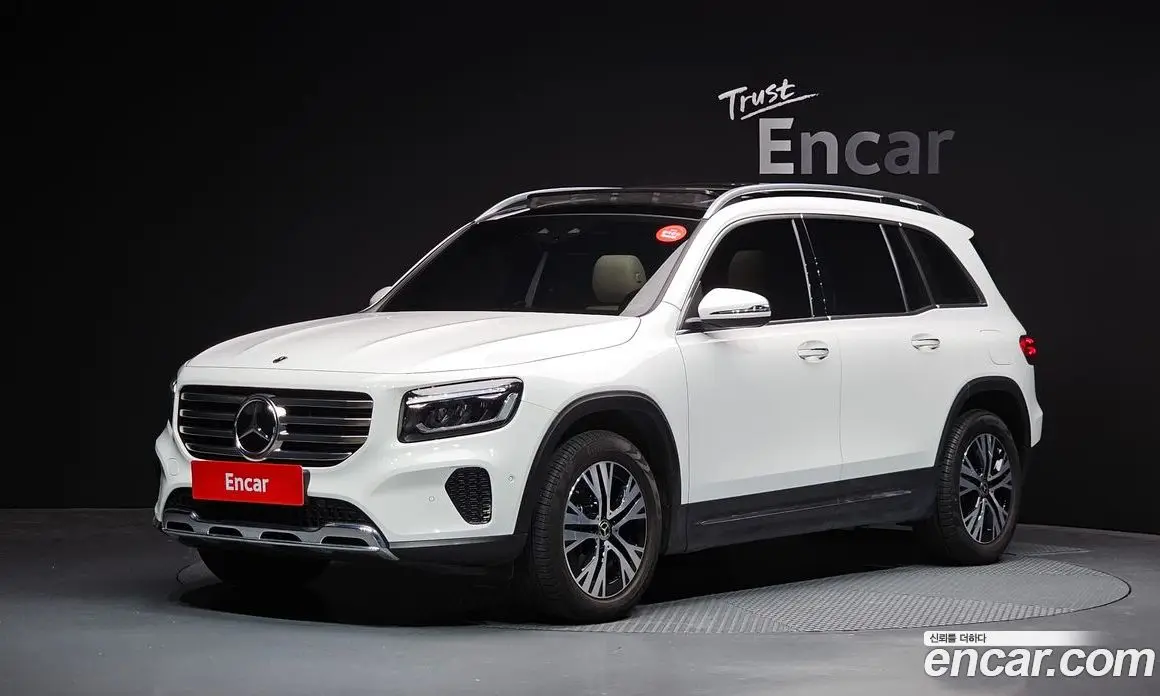 Mercedes-Benz GLB-Class 2024 1.9 автомат (гидро), фото 1 Mercedes-Benz GLB-Class 2024 1.9 автомат (гидро), фото 1