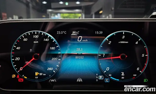 Mercedes-Benz GLE-Class 2021 1.9 автомат (гидро), миниатюра 11