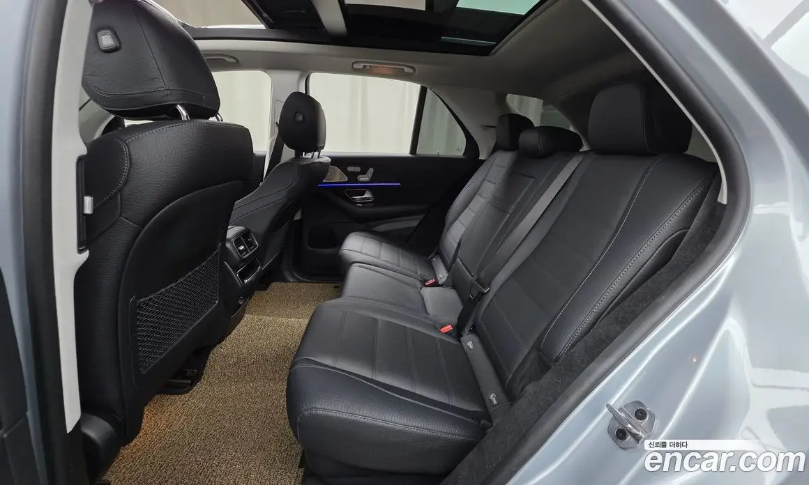 Mercedes-Benz GLE-Class 2023 3.0 автомат (гидро), фото 16