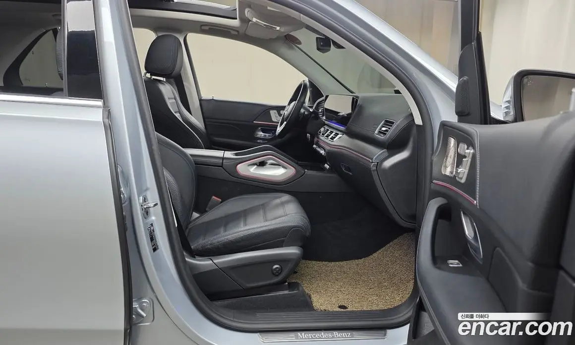 Mercedes-Benz GLE-Class 2023 3.0 автомат (гидро), фото 17